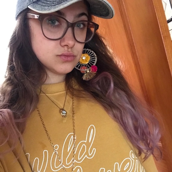 Meet your Posher, Ashton - Picture 8 of 8